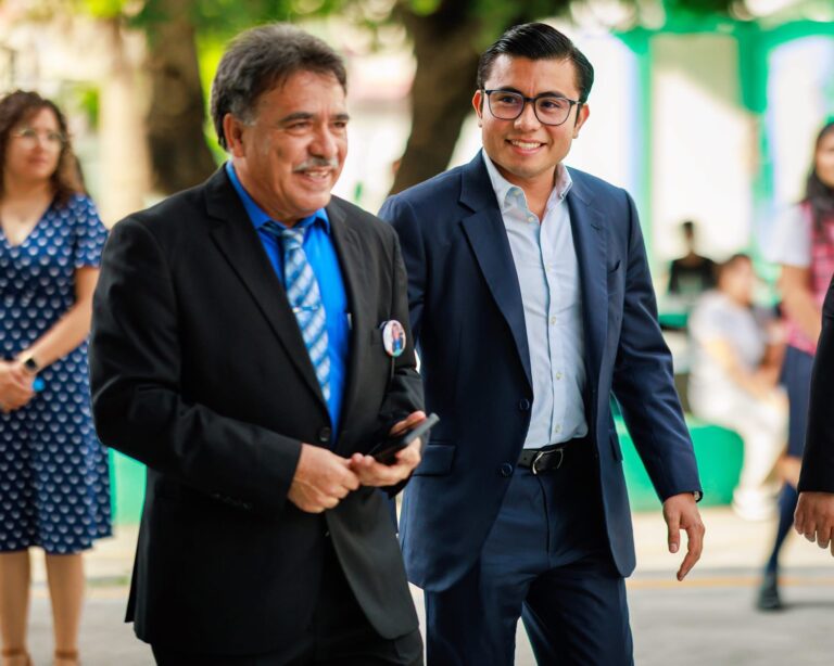 Félix, padrino de generación y ejemplo para los estudiantes: “Los sueños sí se cumplen”